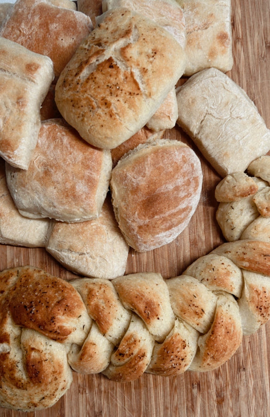Simple, Versatile Bread – Fresh, Homemade, Delicious!